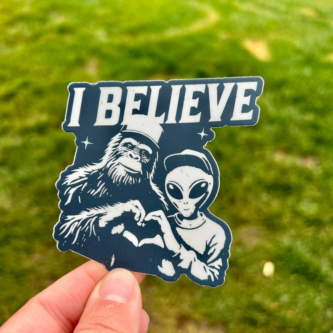 Alien and Bigfoot Sticker | Funny Sasquatch Decal | Yeti 93