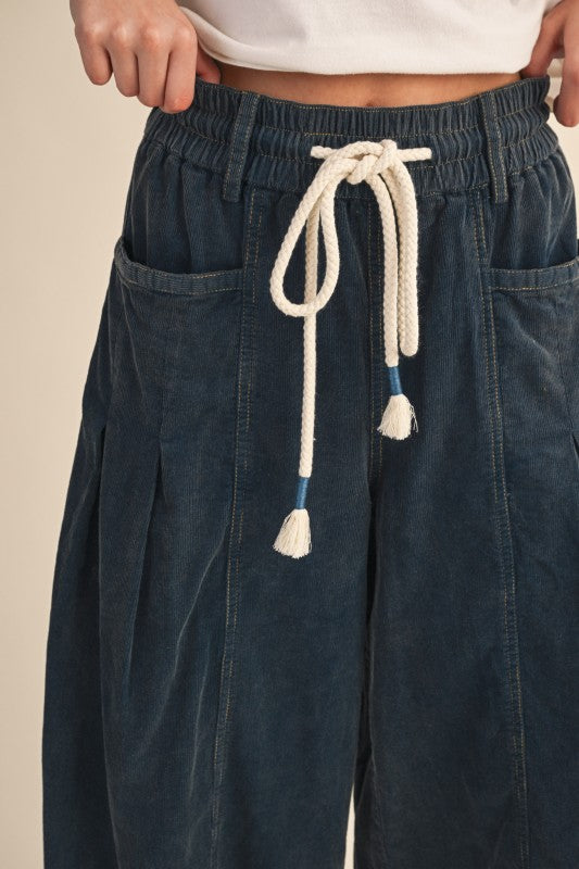 Corduroy Pleated Barrel Pants