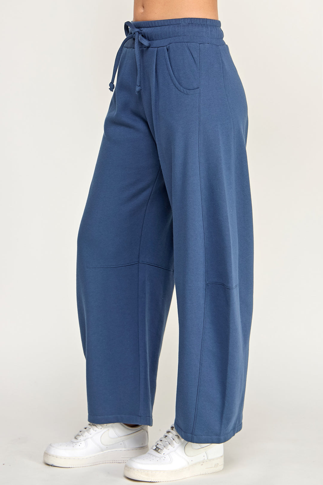 Fleece Baggy Barrel Leg Fit Mid Rise Sweatpants