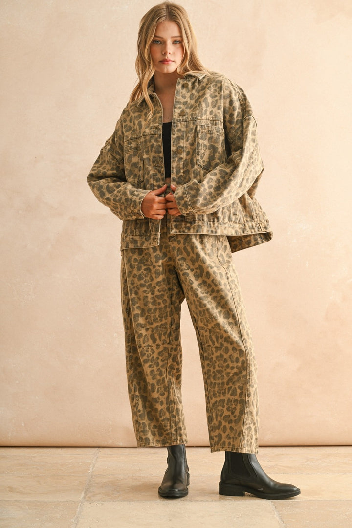 Leopard Barrel Jeans
