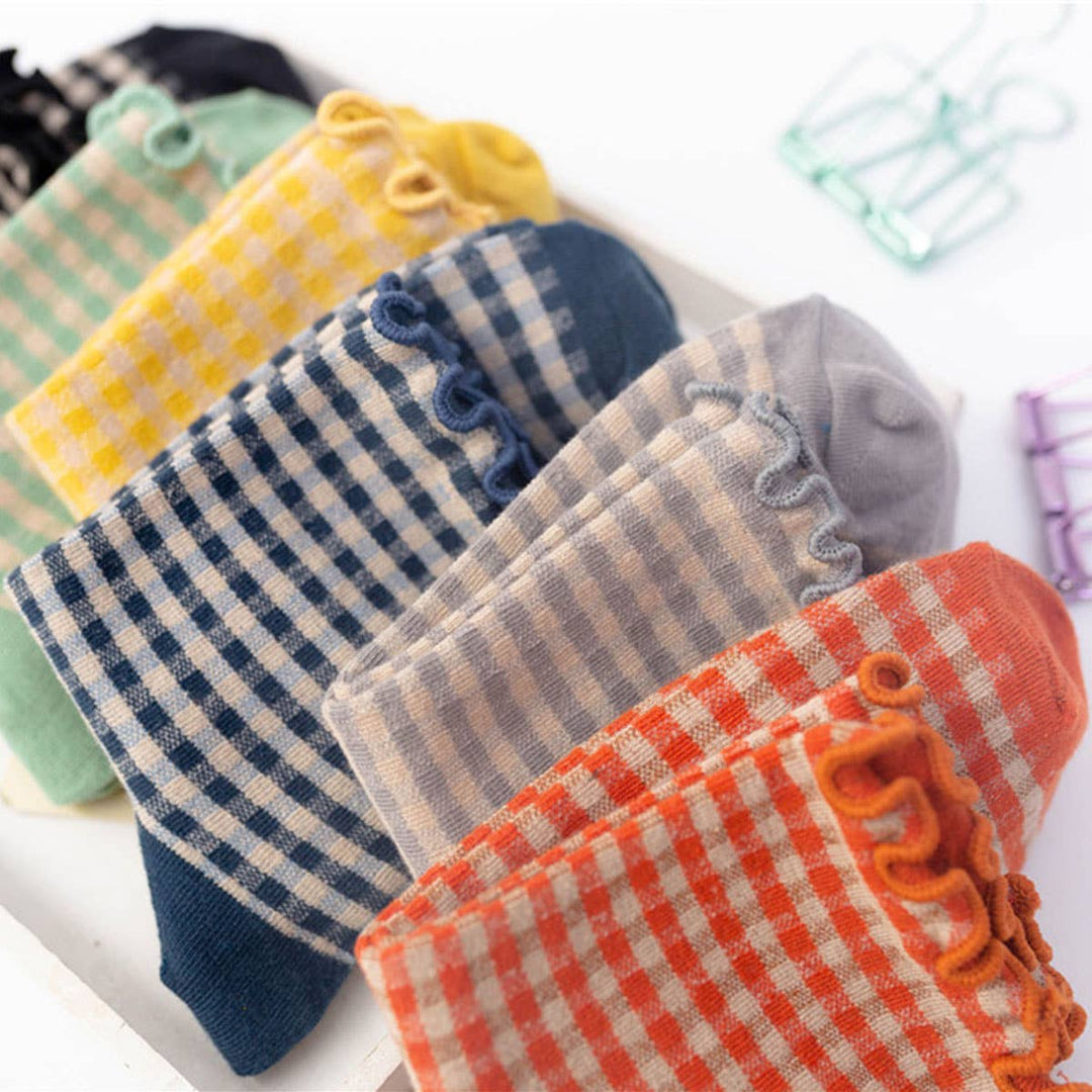 CHECK PLAID PATTERN RUFFLE CREW SOCKS FOR WOMENS_CWMS065