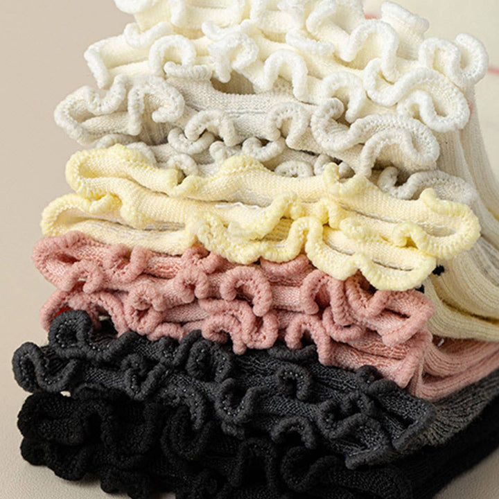 Polka Dot Pattern Ruffle Crew Socks For Womens_CWMS1394